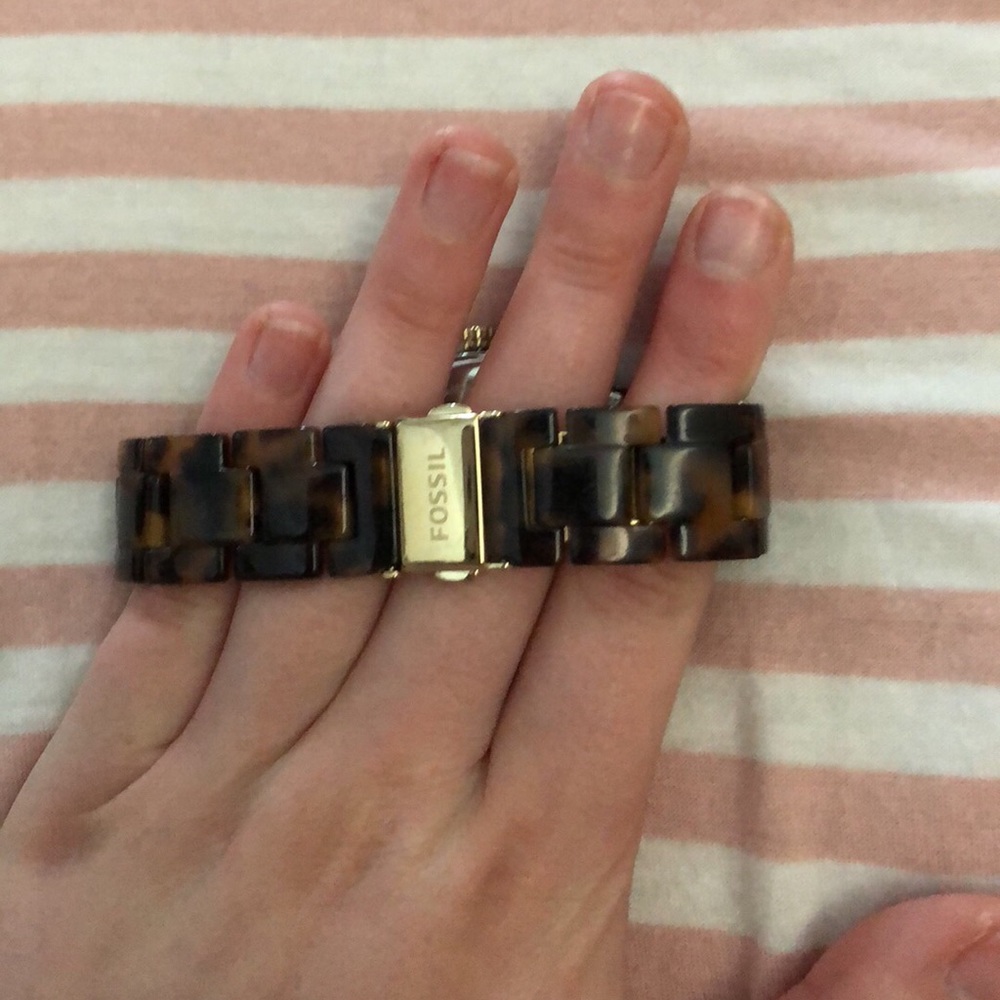 Watch - Picture 3 of 3